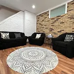 Bertha\'S Charming Urban Retreat